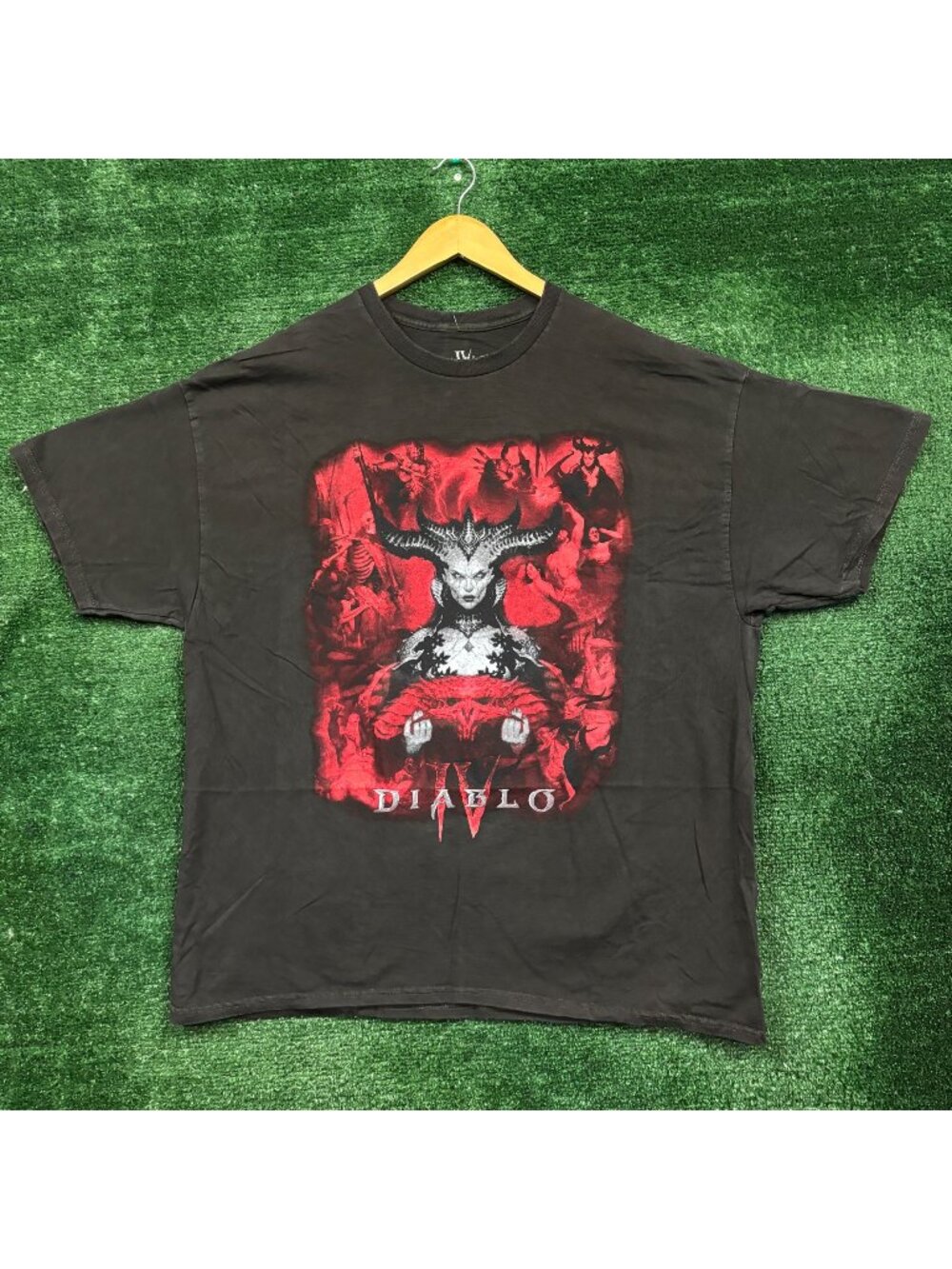 Diablo IV Season of The Reckoning Video Game T-Shirt Size Extra Large